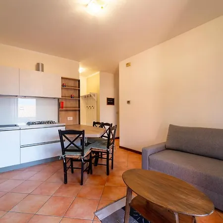 Cozy With Garden In Laghetto By Wonderful Italy * Colico